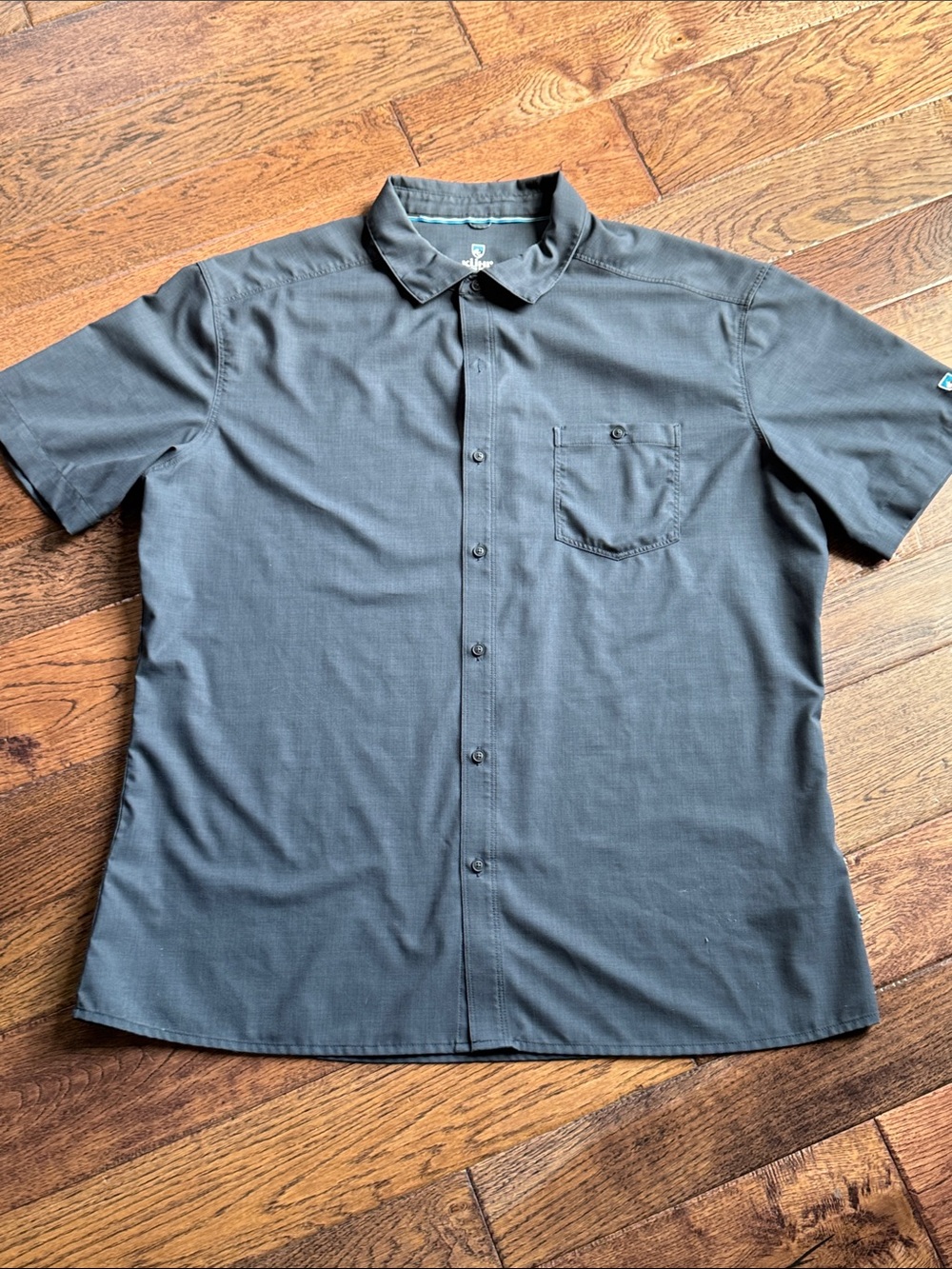 Kuhl Men's Short-Sleeve Button-Down Shirt — Charcoal Gray